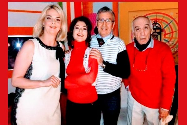 Romica_Sirbu fost actor de pantomima la Teatrul de Revista `C-tin Tanase`