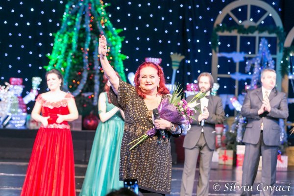 Stela_Popescu (21.12.1935 - 23.11.2017) aniversata la Palatul Copiilor Bucuresti Video 2015