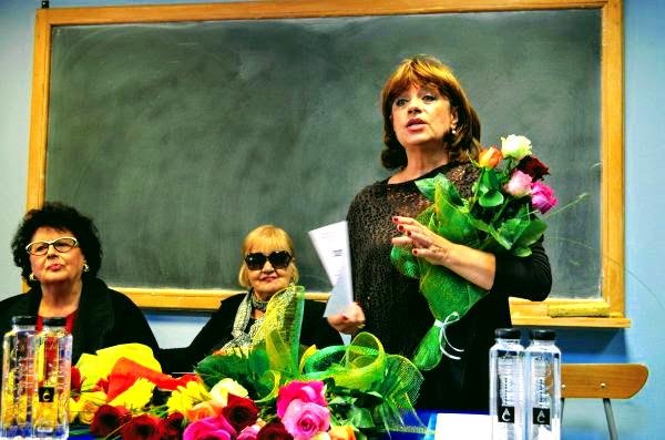 Trandafir_Adriana Profesor Emerit la Facultatea de Arte a Universitatii Hyperion 2016