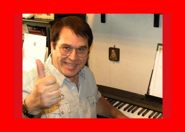 Marius_Teicu regizor muzical `O PREMIERA FURTUNOASA` FOTO